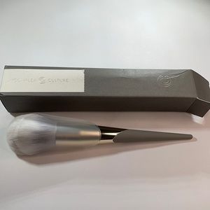 Complex Culture Plush Powder Brush